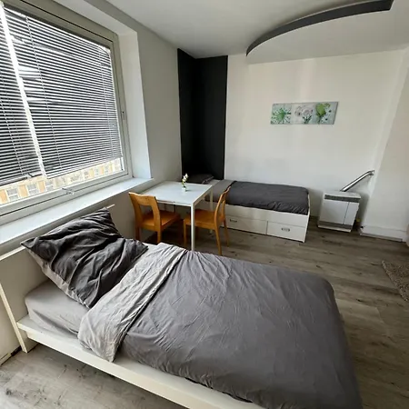 Zentrale 1-zimmer Wohnug In *